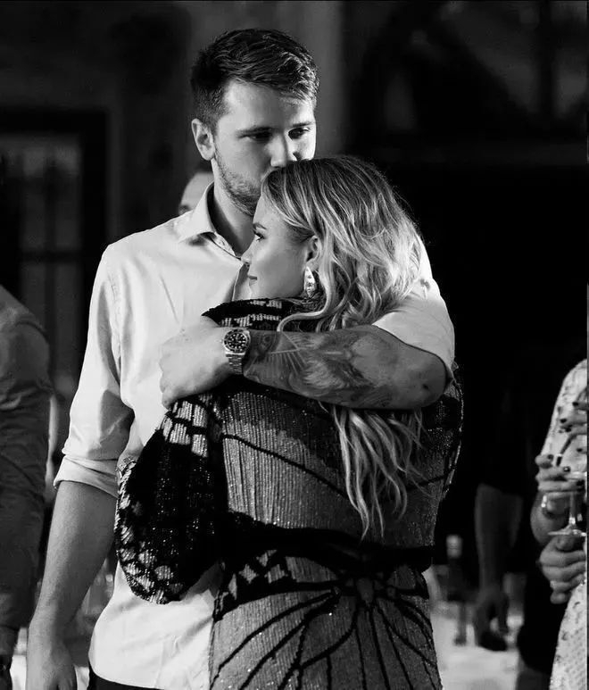 东契奇起诉前未婚妻抚养费争议升级