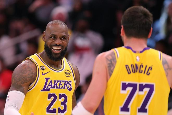 火箭两连败送湖人7连胜 申京独木难支卡佩拉遭弃